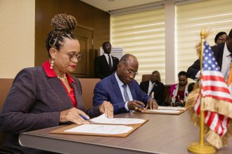 Les États-Unis et la Côte d'Ivoire signent un mémorandum d'entente pour contrer la manipulation de l'information par des États étrangers