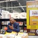 SILA 2024 : l’écrivain Abdoul Karim Bandé draine la foule avec son ouvrage "Banaliser le succès"