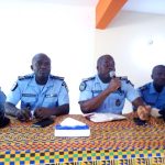 Sécurité : Les chefs des villages d’Anyama félicitent le commissaire Eric Koua et ses collaborateurs