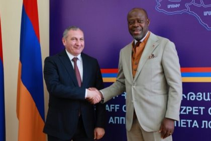 Lutte contre la désertification : le président de la COP15 Désertification, Alain-Richard DONWAHI en mission en Arménie