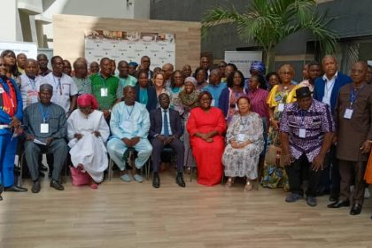 “Projet Éducation à Voix Haute: Le RIP-EPT participe à un atelier de développement de programme à Dakar