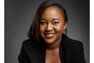 Aya KAKAHA, directrice des projets à la Fondation BJKD,