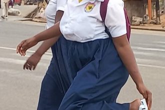 Des jeunes filles élèves