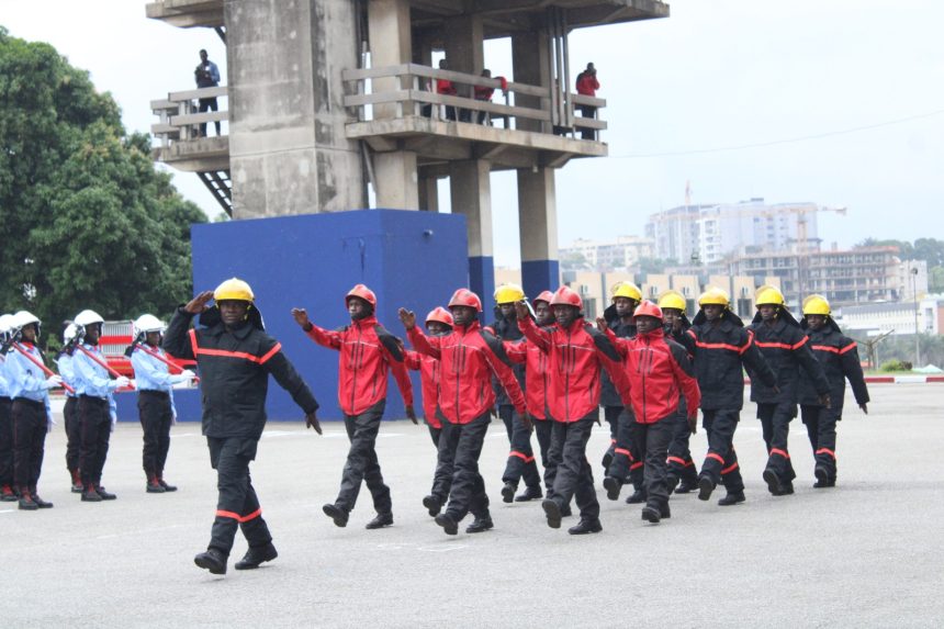 Les pompiers lors du défilé de célébration