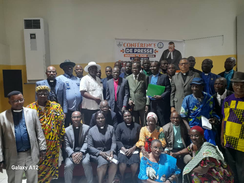 ¨Photo de famille après la rencontre