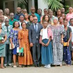 Les enfants en colonie et leurs encadreurs