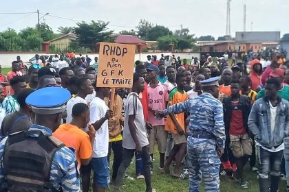 Les manifestants à Hiré