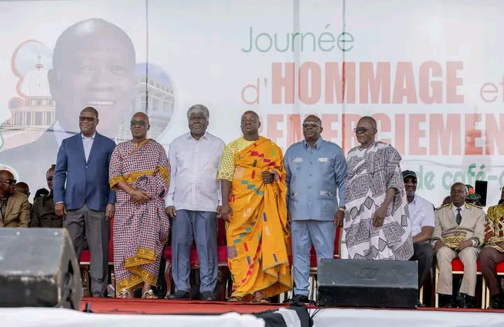 Les officiels présents à la rencontre