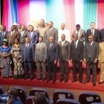 Photo de famille des officiels
