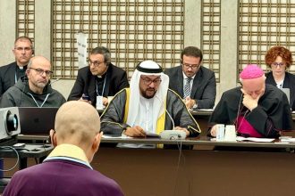 Son Excellence le Cheikh Al-Mahfouz bin Bayyah, secrétaire général du Forum de la paix d'Abou Dhabi