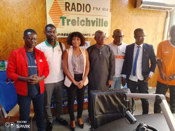 Les membres de la Conférence des Journalistes Sportifs des Radios Privées de Côte d’Ivoire