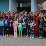Les enfants avant leur départ pour la Cité du Poro