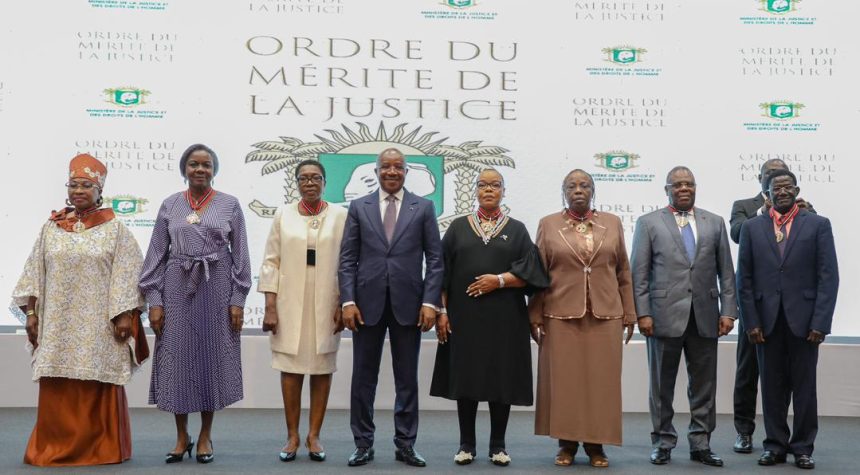 Photo de familles des officiels