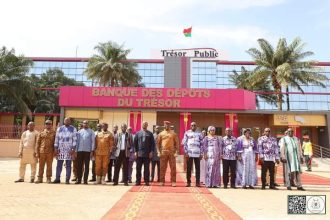 Les autorités du Faso lors du lancement de la BDT