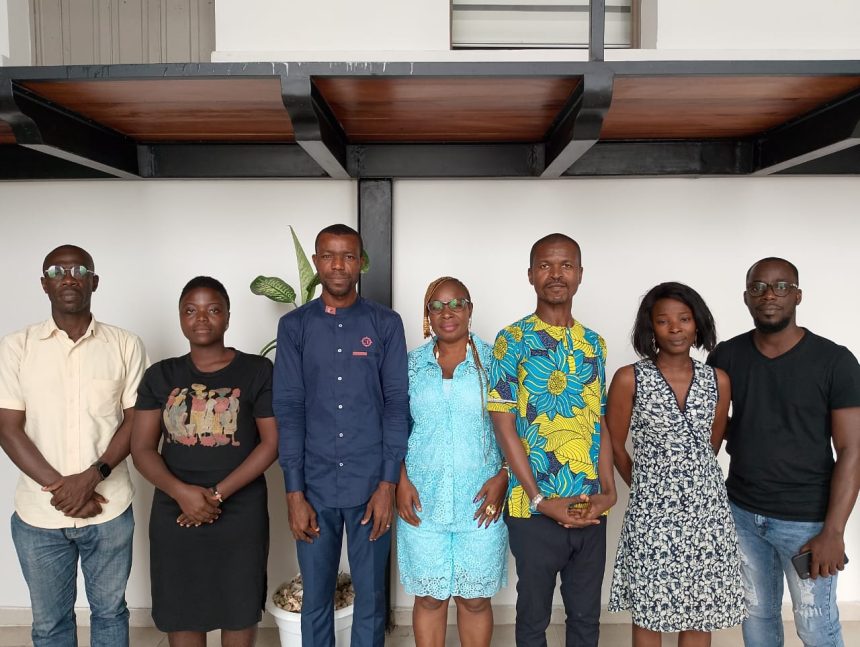 Les membres du Réseau des Journalistes Ivoiriens contre la Crise Climatique et Environnementale (RJICCE)