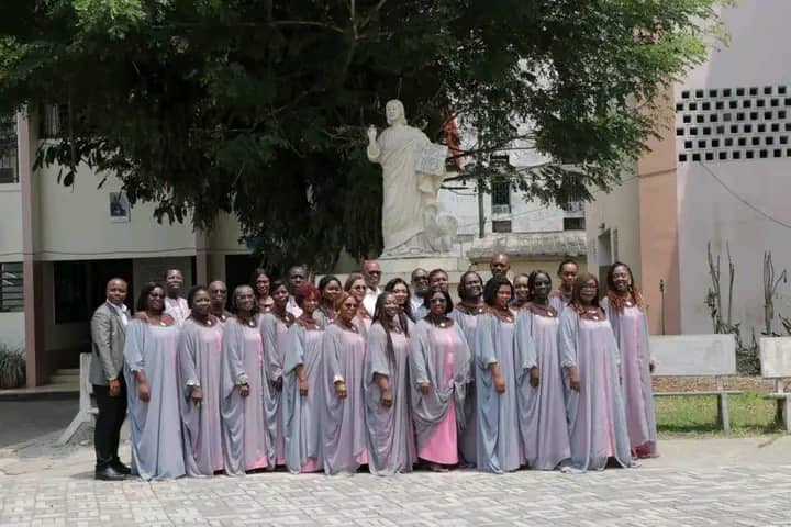 Les membres de la chorale Saint Luc "Chœur de la Charité"