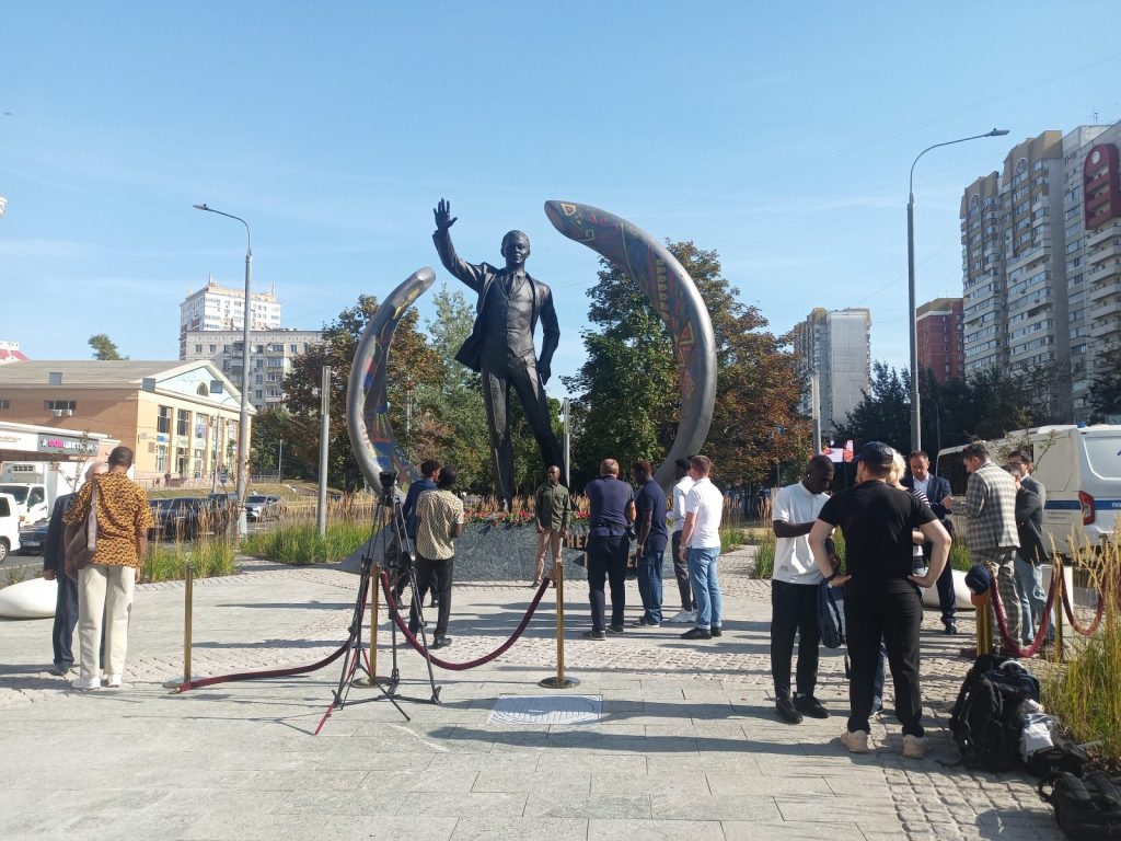 La statue de Nelson Mandela