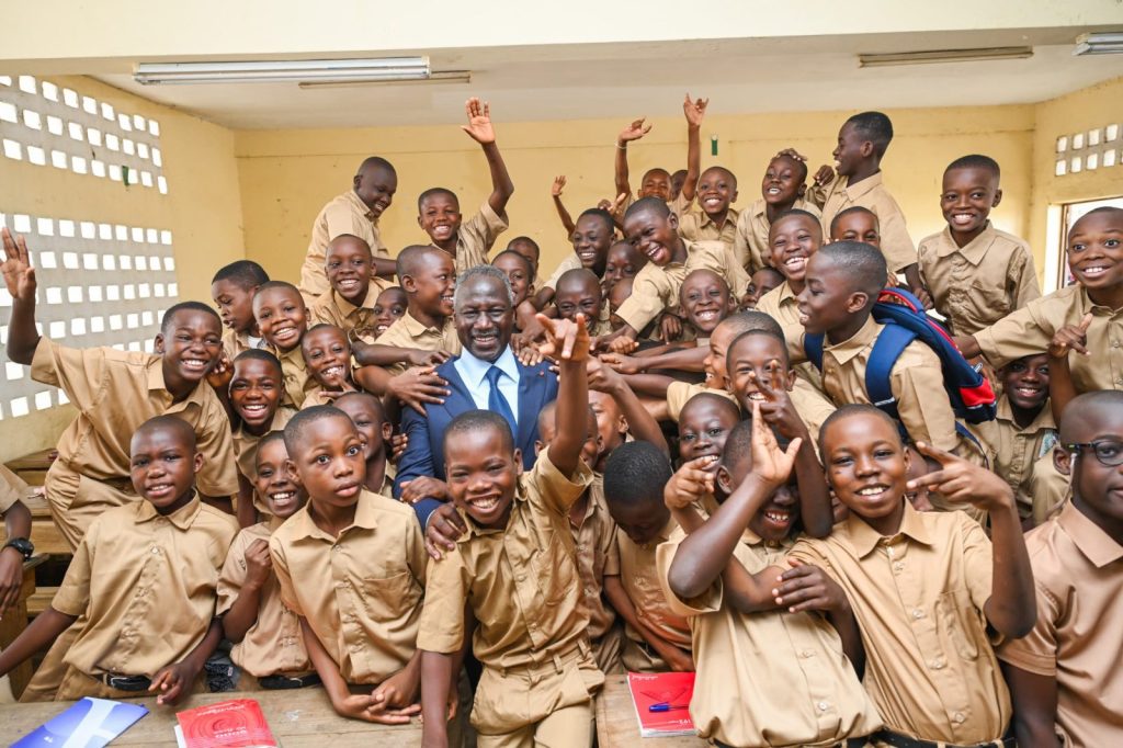 Adama Bictogo et les élèves
