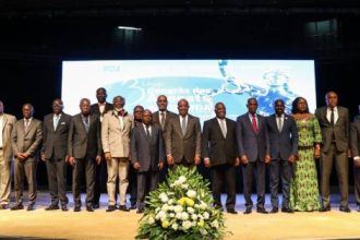 Photo de famille à l'ouverture du 3e Congrès