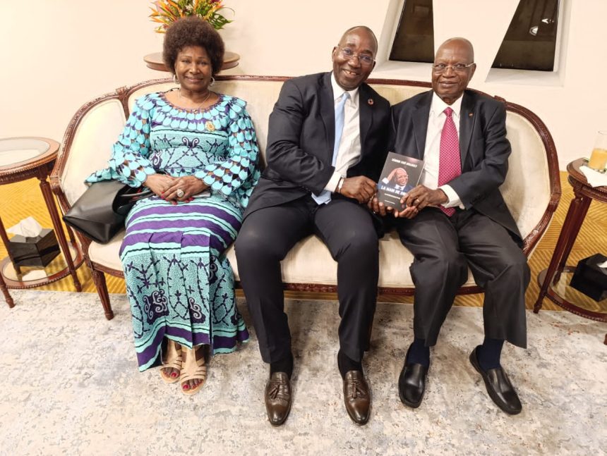Tiémoko Yadé Coulibaly exhorte à bâtir sa vie par le travail avec La main de Dieu