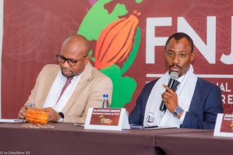 Au micro, le Commissaire Général du FNJC, Alahassane Diakité