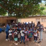 Noël à Assengou N’Gotran : L'ONG Yessi éclaire le cœur des enfants du village