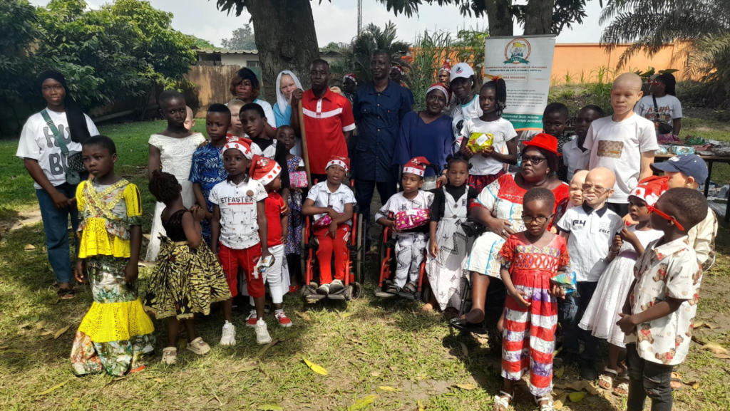 La Caph-ci et la Fondation Arch of Love offrent un noël magique aux enfants handicapés à Abobo