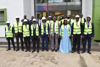 Transition énergétique : la BNI adopte l’énergie solaire sur trois sites pilotes pour réduire son empreinte carbone