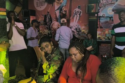 Naftaly enflamme l’AZK Reggae Festival : une prestation inoubliable