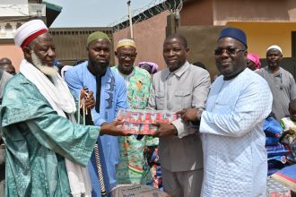 Ramadan à Dianra : Le maire Amourlaye Koné apporte joie et solidarité aux populations