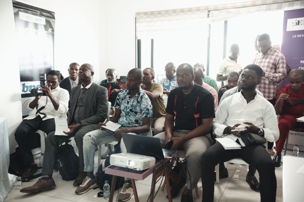 FODESE 14e édition : les recruteurs et les demandeurs d'emploi se rencontrent à Abidjan