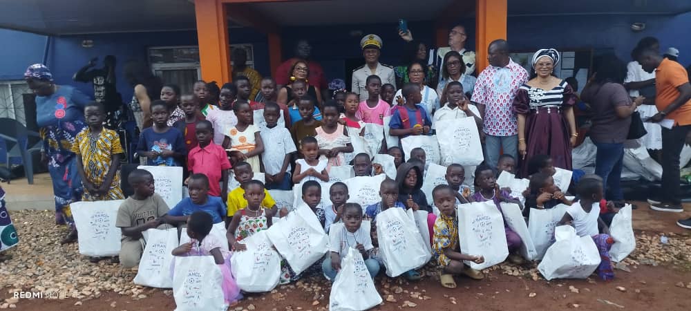 Solidarité : Mme TONESSEA LUCIE et sa fondation font des heureux à Zouan-Hounien