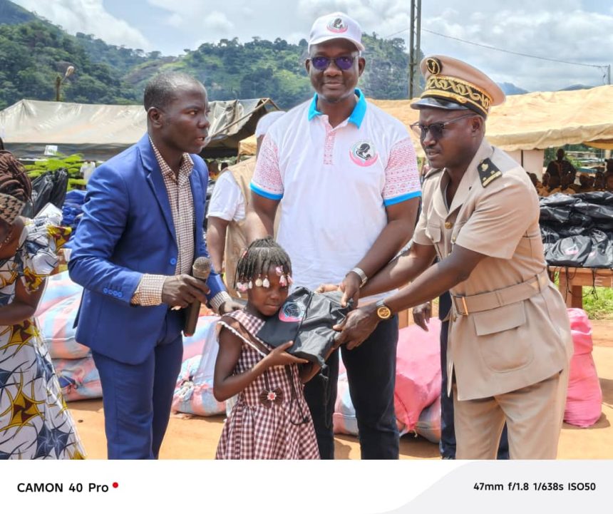 Gbonné : La Fondation Arch of Love offre 1000 kits scolaires pour promouvoir l’excellence