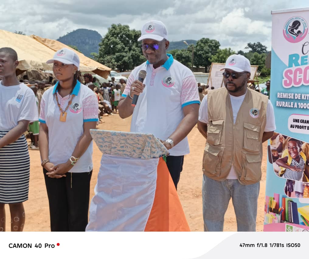 Gbonné : La Fondation Arch of Love offre 1000 kits scolaires pour promouvoir l’excellence