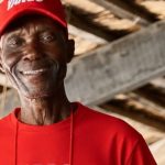 À près de 70 ans, le doyen des coursiers-partenaires Yango s’est imposé comme l’un des meilleurs