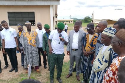 Lutte contre la sécheresse et la dégradation des sols : Le RJICCE sensibilise les populations de Kouto (Région de Bagoué) à travers un planting d'arbres